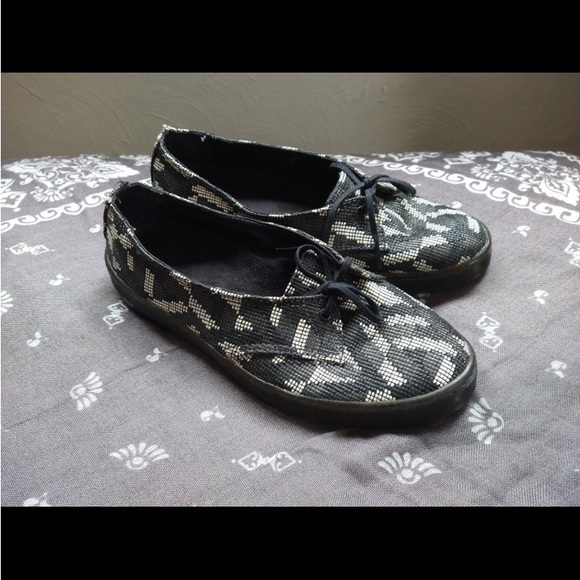 RARE FIND Dr Doc Martens Morada Snake Geo - Picture 3 of 5